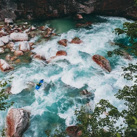 Konavec 科巴里德